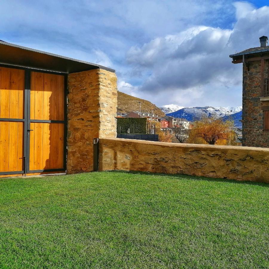 Apartament "Enclau" Turismo Rural Cal Rialla Llivia Exteriér fotografie