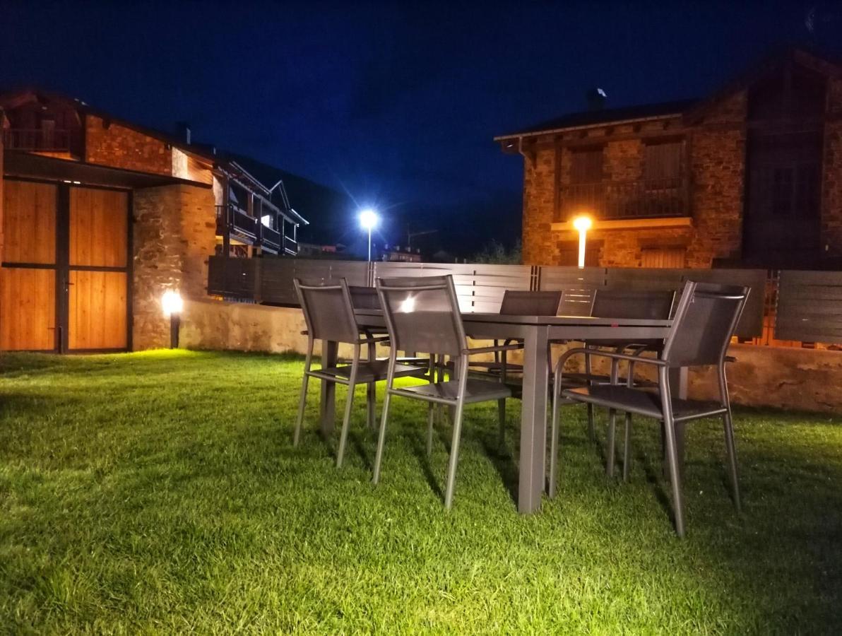 Apartament "Enclau" Turismo Rural Cal Rialla Llivia Exteriér fotografie